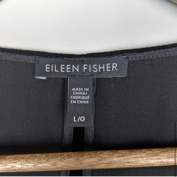 Eileen Fisher | V-Neck Velvet Kimono
Dress Black size L - Picture 6 of 7